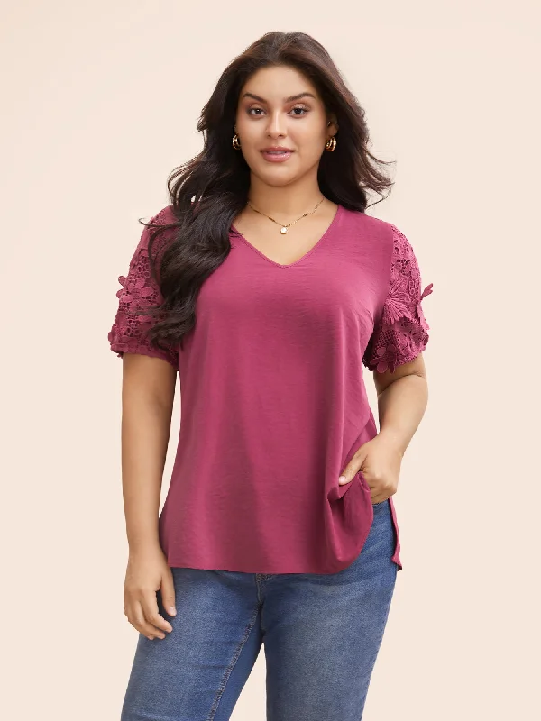 Shop the Hottest Deals!Shop the Hottest Deals!V Neck Lace Panel Slit Hem Blouse